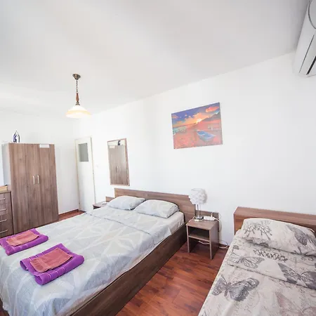 Summer Lazur - Sunny Flat With 2 Separate Διαμέρισμα Μπουργκάς